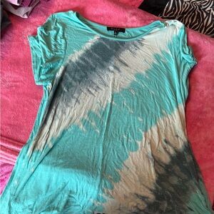 Elle Aqua and Gray Tie-Dye Short Sleeve Top